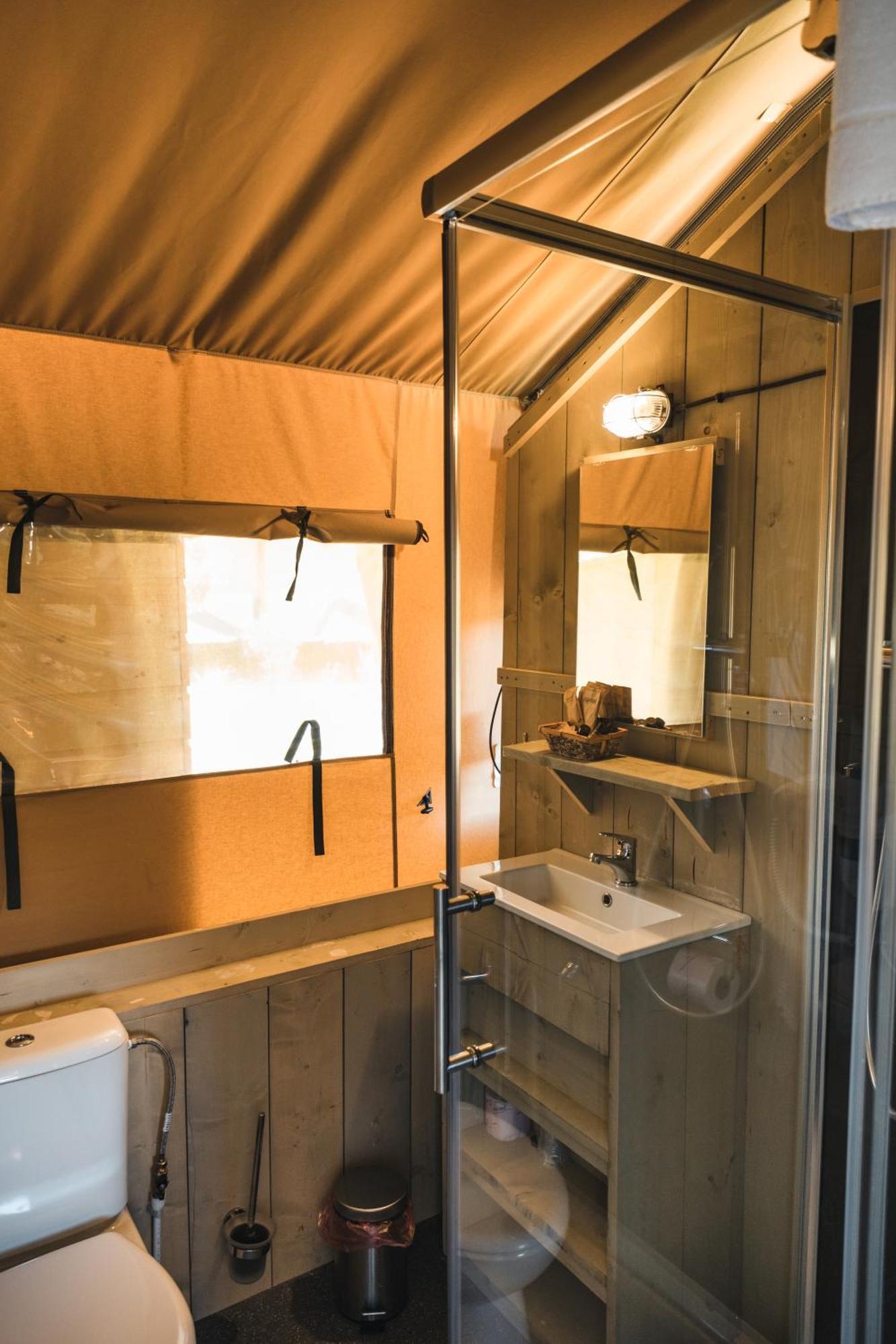 Glamping Le Tegole Hotel Riparbella Exterior foto